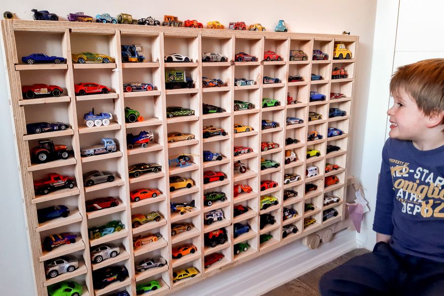 Repisa para 100 autos – Muebles DLeyda